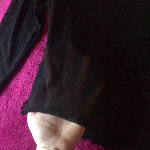 Top - Picture 2 of 3